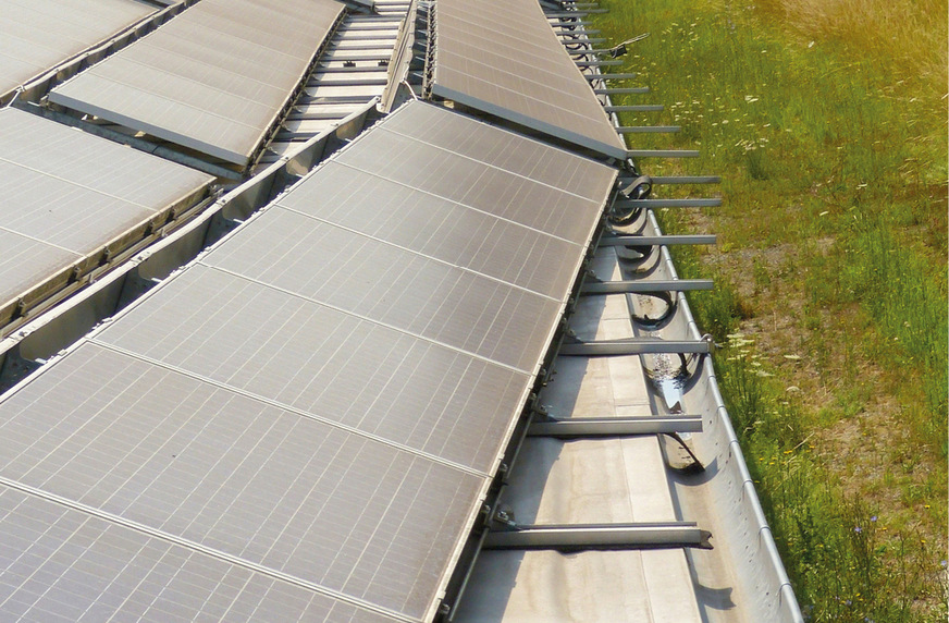 9 Verschobene Modulreihen aufgrund mangelhafter Standsicherheit