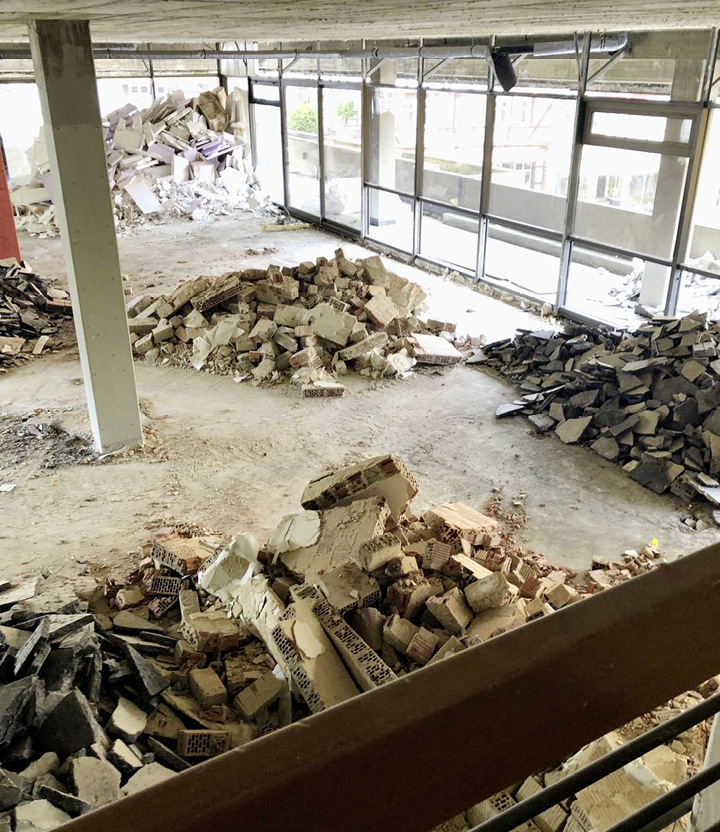 Der Rückbau der alten Erweiterung erfolgte systematisch und selektiv, die jeweiligen Materialien wurden sauber getrennt.