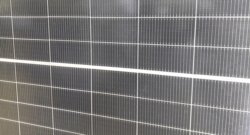 Das Himo X6 von Longi integriert HPBC-Zellen.