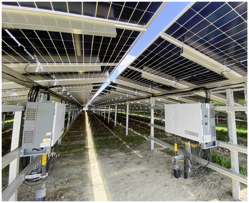 Für den Solarpark wurden ­standardisierte Komponenten ­verwendet, um die Vielfalt der ­Teile&nbsp;und Systeme zu reduzieren.