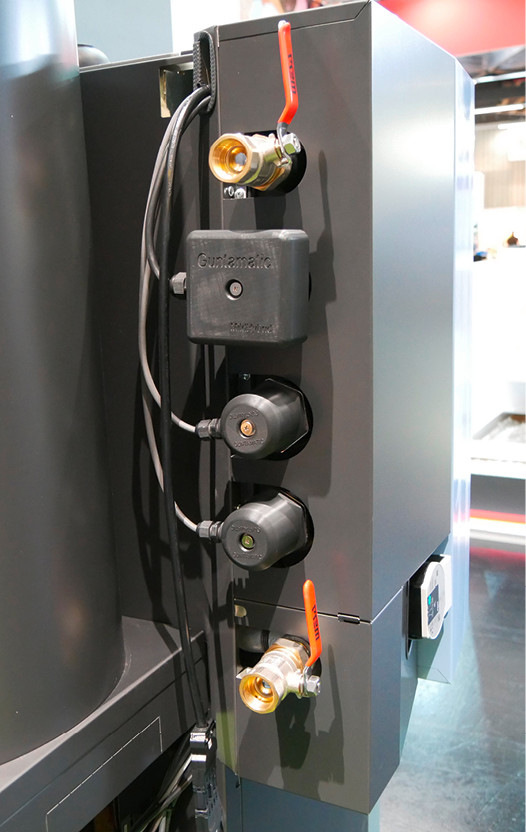 Mit dem Mild-Hybrid-Modul von Guntamatic lässt sich der Überschussstrom einer Photovoltaikanlage für ein Holzheizungssystem nutzen.