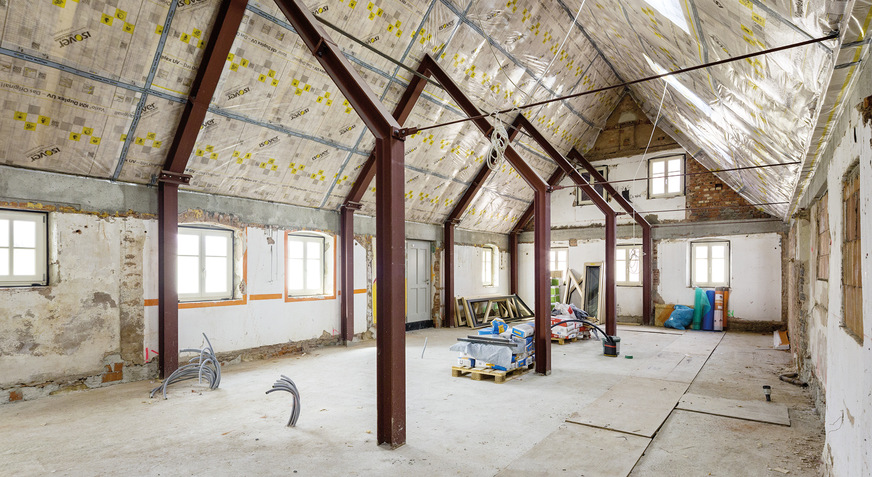 9 Das Haus-in-Haus-Konzept der Bücherei basiert auf einer Stahlkonstruktion, die dann mit Holz bekleidet wurde.