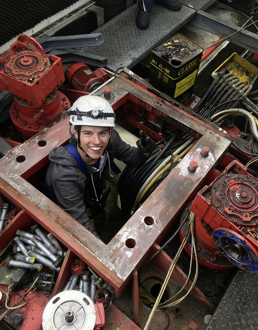 Weiterbetriebsprüfung ist enger Kontakt mit Technik und Material,...