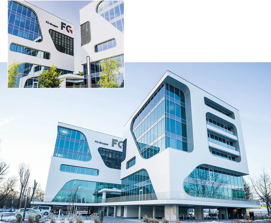 7 Im Bereich der Nebenzonen besteht die Verschattung aus Streckmetallen – jedoch sind alle Fassadenausschnitte zu den Bürozonen mit der 3-fach Flüssigkristall-Verglasung ausgestattet.