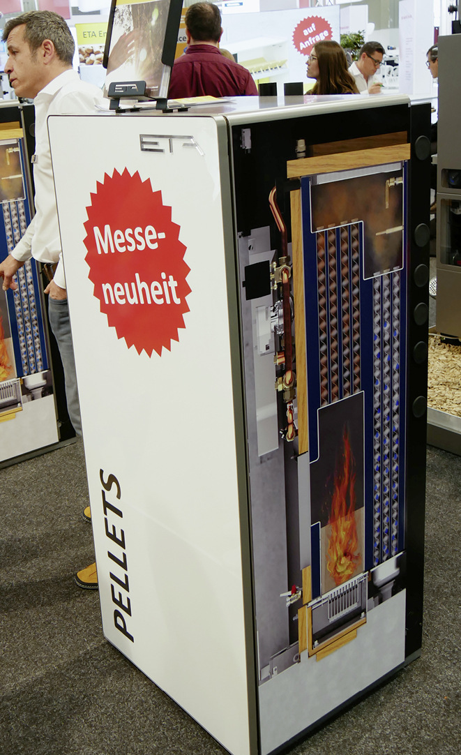 Kaum Platz braucht der Pelletskessel ePE BW von ETA Heiztechnik.