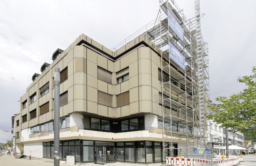 Eine Bausünde aus dem vergangenen Jahrhundert: das MVZ in Marburg vor der Sanierung.