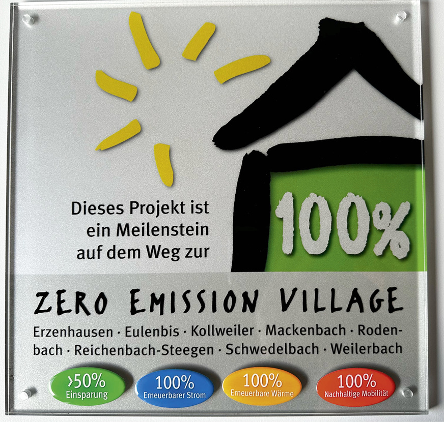 Solch eine Plakette gibt es für alle Bürger:innen, die entsprechende Klimaziele erreichen.