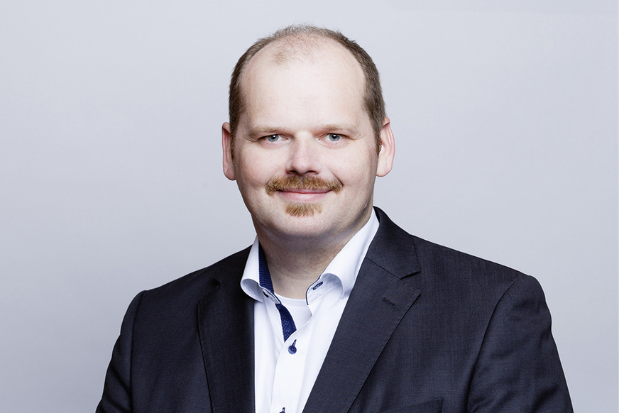 Marcus Mühlberg ist seit 2016 Produkt- und Innovationsmanager bei Keßler Solutions. Mit seinem Team koordiniert er die Produktentwicklungen der CAFM-Software FAMOS sowie eigenständiger Web-Apps.