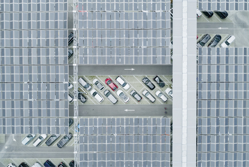 Die Betriebsüberwachung erfolgt mit intelligenter Software, die im Fehlerfall einen Alarm an das Wartungsteam absetzt.