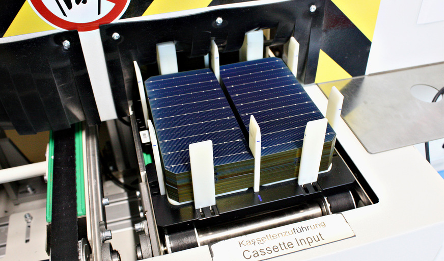 Für die ­Montag﻿e der Strings ­vor­bereitete Halbzellen.