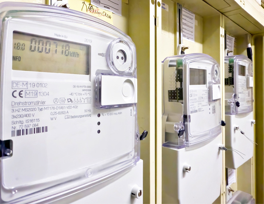 Zwingende Voraussetzung für die GGV: intelligente Messsysteme, welche Stromverbrauch- und -erzeugung in 15-Minuten-Intervallen erfassen.