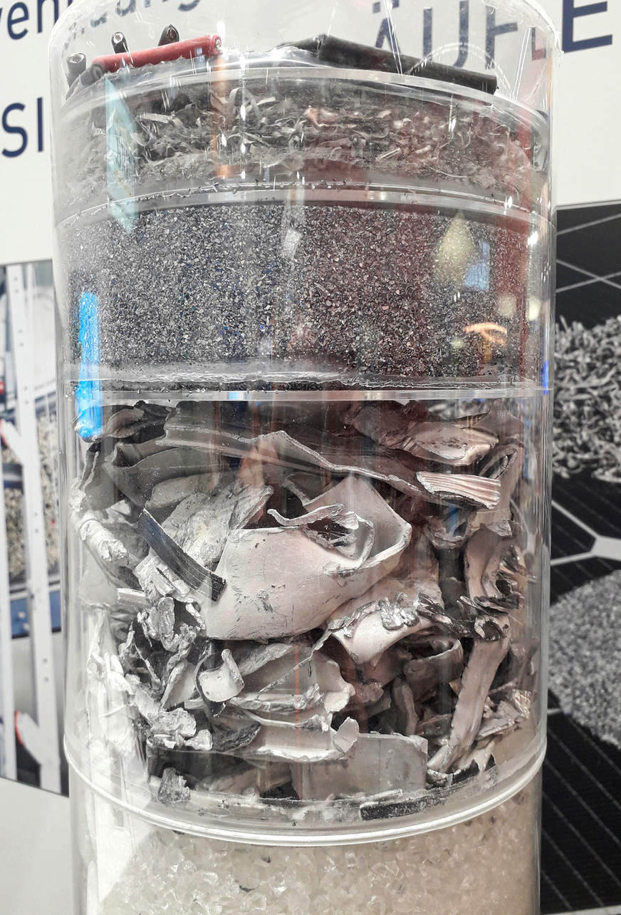 Präsentation von Reiling PV Recycling zur Intersolar in München.