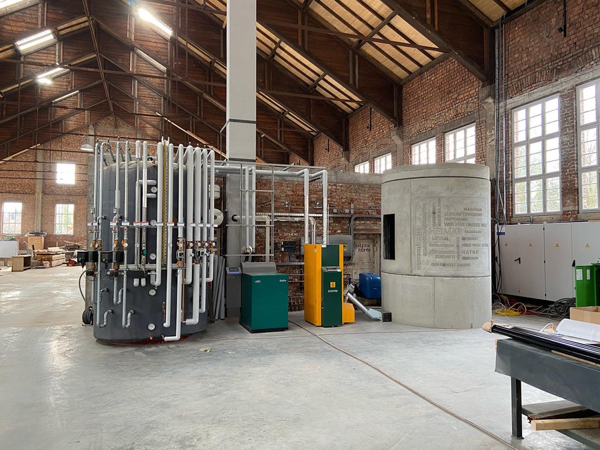 Während der Sanierung: Anlage als zentrales Element der Reithalle.