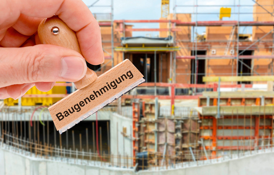 Bauen, bauen, bauen – wenn die Kommunen sich vom Bauturbo inspirieren lassen und die befristeten Sonderregeln nutzen, steigen die Neubauzahlen. Ein Umbau-Turbo wäre die bessere Alternative gewesen.