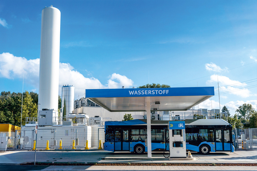 Der Tankstellenbetreiber H2Mobility setzt nun auf H2-Lkw und Busse, mehrere Pkw-Tankstellen werden geschlossen.