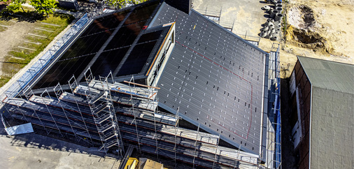 Möglichst viel Sonnenstrom zu erzeugen bildet die Basis des energetischen Konzepts.