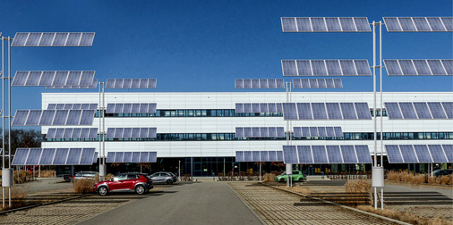 Clevere Kombi: Parkplätze und Solarstrom sind teils heute schon Pflicht.