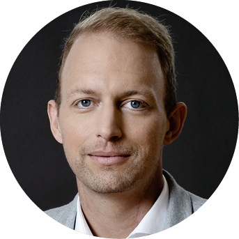 „Europäische Hersteller sind prinzipiell wettbewerbsfähig gegenüber asiatischen Herstellern. Nicht wettbewerbsfähig sind sie allerdings dann, wenn Wettbewerber Ware weit unter Herstellungskosten massenweise auf den Markt bringen.“   Sven Stoffers,  Meyer Burger