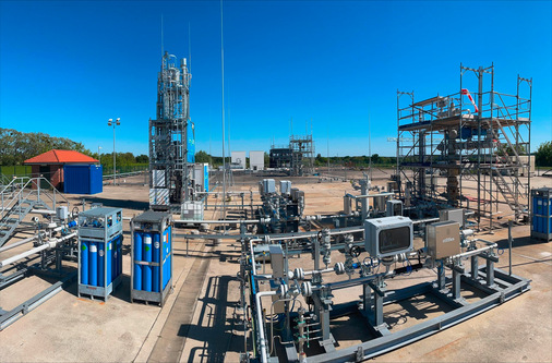 Von einer Wasserstoffkaverne ist nur die Übertagetechnik sichtbar.