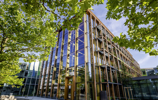 „Die Stadt ist bereits gebaut“ – unter diesem Motto erneuerte der Deutsche Alpenverein seine Bundesgeschäftsstelle.