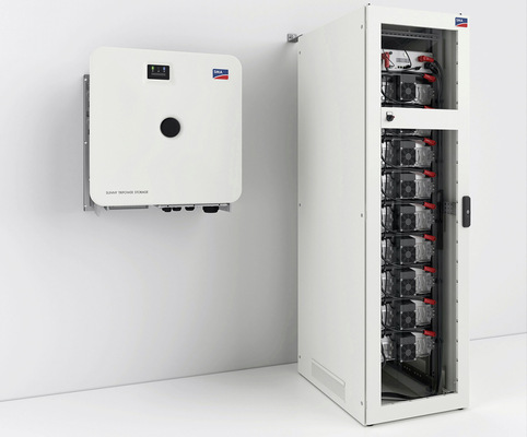 Die gewerbliche Speichereinheit von SMA wird ab Ende Mai 2023 ausgeliefert.