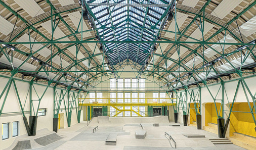 2  Actionsportzentrum mit Interimsmaßnahme, München-Pasing 
 Bauherr:  Landeshauptstadt München
 Architektur:  Behnisch Architekten
 Bauphysik:  Müller-BBM