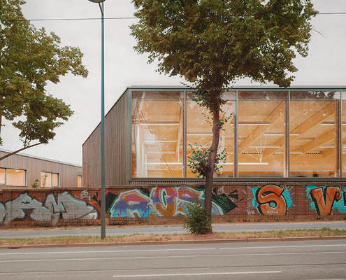 9  Karl Schubert Schule, Leipzig
 Bauherr:  Karl Schubert Schule Leipzig, Freie Waldorfschule
 Architektur:  Kersten Kopp Architekten
 TGA:  B-Plan