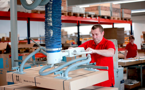 Made in Germany: Vorbereitung der Ware zum Versand ins Ausland.