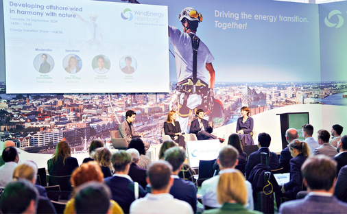 Der Energy Transition Stage auf der Windenergy Hamburg ist die zentrale Plattform für aktuelle Debatten und zukunftsweisende Impulse rund um die globale Energiewende.