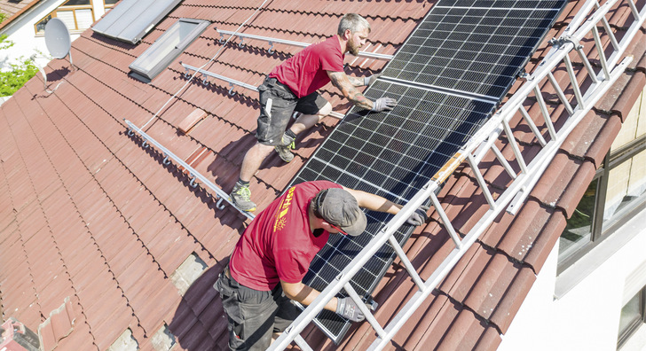 BSH hat sich auf private Anlagen spezialisiert. Sie werden mit Partnern bundesweit installiert.