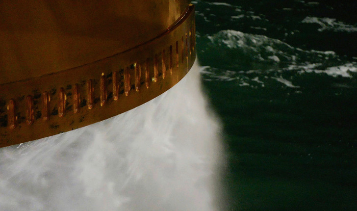 Gründungspfahl beim Jetting im Windpark Gode Wind 3