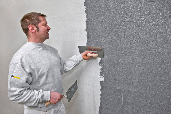 Der Unterputz Sto Armat Classic plus lässt sich wegen seines guten Füllvermögens und dem hervorragenden Aufziehverhalten leicht verarbeiten.