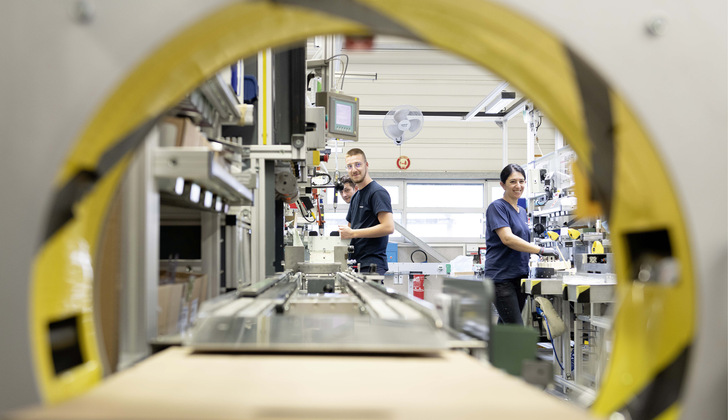 In der Produktion von Socomec im Elsass