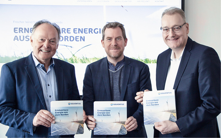 Per Lind (Getproject), Bürgermeister Ulf Kämpfer und Jörg Teupen (Stadtwerke Kiel).
