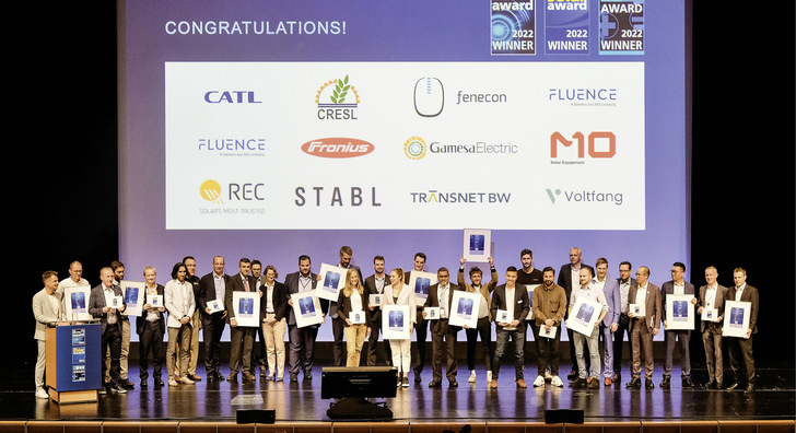 Am Dienstagabend vor der Messe stehen die diesjährigen ­Gewinner der Awards fest. Im Foto: Preisträger von 2022.