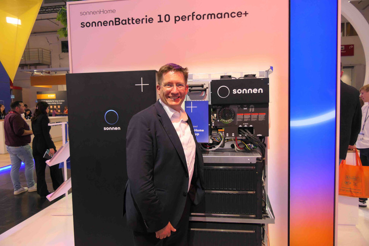 Sonnen-CEO Oliver Koch auf der Messe in München.