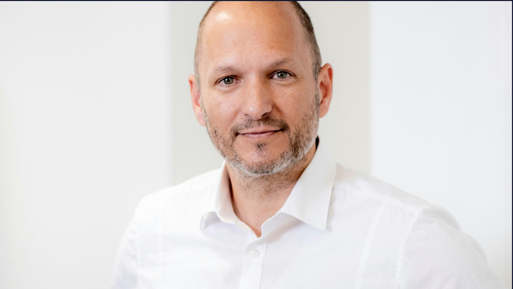 Florian Ferber ist bei Baywa RE der Experte für direkte Stromlieferverträge (PPA). - © Baywa RE Florian Ferber ist bei Baywa RE der Experte für direkte Stromlieferverträge (PPA).