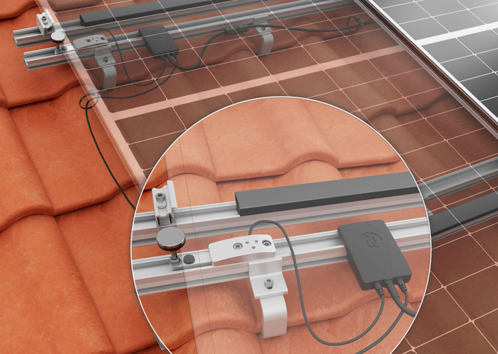 Der Buddy misst permanent das Gewicht auf dem Dach und schlägt Alarm, wenn es zu hoch wird.