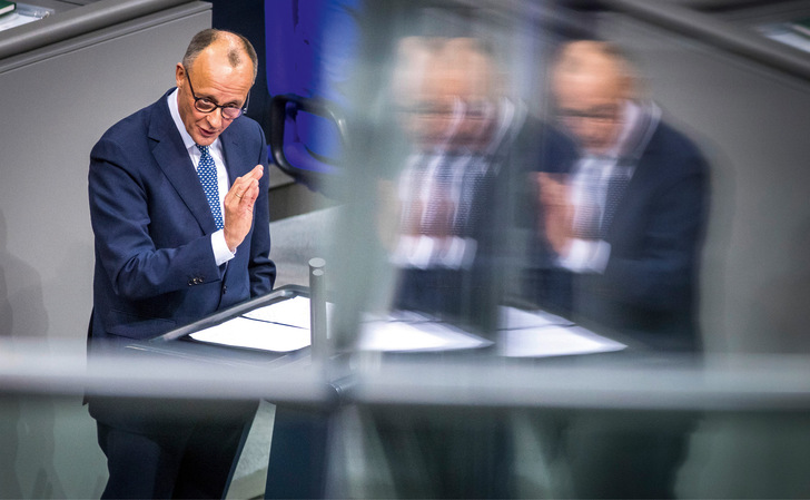 205. Sitzung des Deutschen Bundestages, Fraktionsvorsitzender der CDU/CSU-Fraktion Friedrich Merz zur Beratung und Abstimmung über die Vertrauensfrage