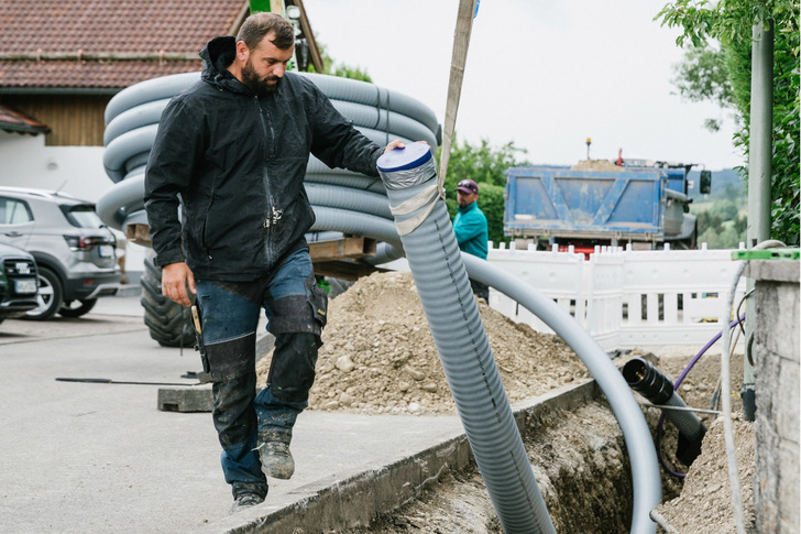 Fernwärme gehört unbedingt mit zum Projekt der Energie- und Wärmewende. Umso wichtiger ist es, dass sie bezahlbar bleibt, so die Verbraucherzentrale.