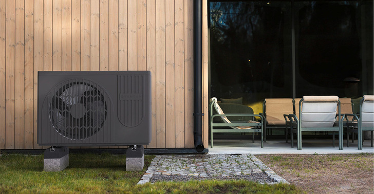 Die digitale Steuerung der Systeme ermöglicht eine Fernüberwachung und automatische Updates („Over-the-Air“). Zudem lassen sie sich in thermische Netze integrieren.