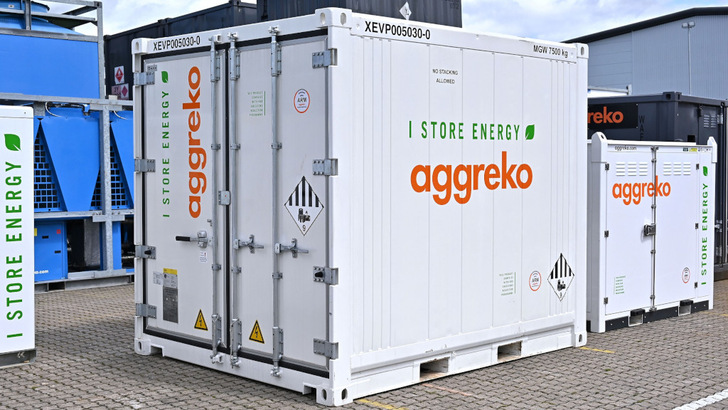 Der neue Leitfaden soll Industrie und Gewerbe unterstützen, die Möglichkeiten von Batteriespeichern zu verstehen.