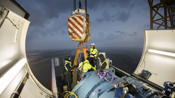 Windtechniker gehören zu den besonders gefragten Mitarbeitern in der Windbranche.  