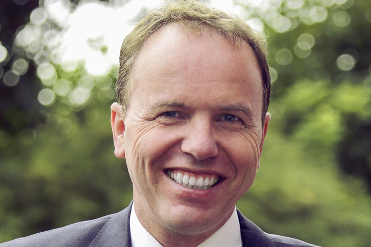 Dipl.-Physiker Klaus Lambrecht ist Partner der Lambrecht Jungmann Partnerschaft (www.solaroffice.de) und Leiter des Deutschen Energieberatertags. Gemeinsam mit dem ifeu hat er den Sanierungsfahrplan BW entwickelt. Er leitet bundesweit die Expertenworkshops zum iSFP. - © privat Dipl.-Physiker Klaus Lambrecht ist Partner der Lambrecht Jungmann Partnerschaft (www.solaroffice.de) und Leiter des Deutschen Energieberatertags. Gemeinsam mit dem ifeu hat er den Sanierungsfahrplan BW entwickelt. Er leitet bundesweit die Expertenworkshops zum iSFP.