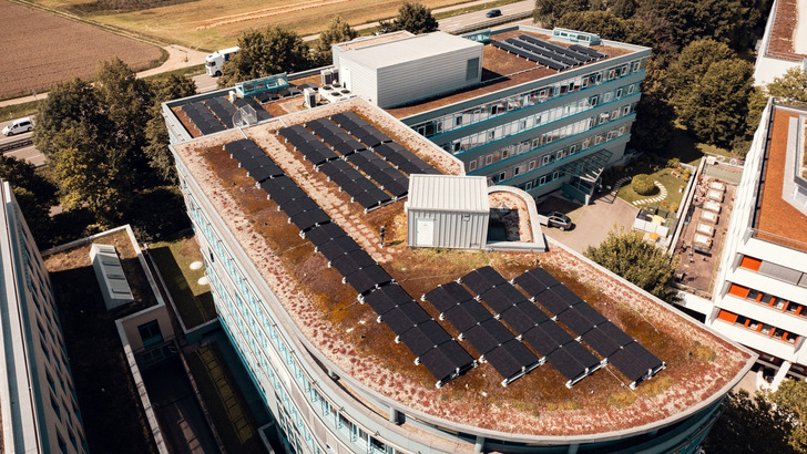 Frio3 ist ein neues Mehrmieter-Gewerbegebäude im Stuttgarter Gewerbegebiet Weilimdorf.