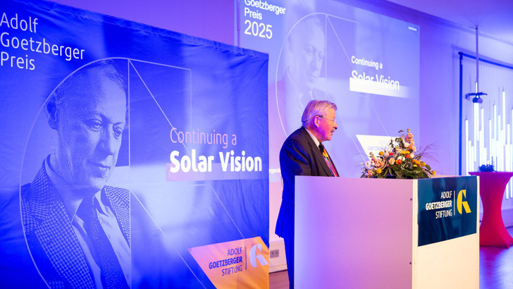 Dr. Winfried Hoffmann bei der Verleihung des ersten Preises im Frühjahr 2025 in Bad Staffelstein. - © Matthias Merz Dr. Winfried Hoffmann bei der Verleihung des ersten Preises im Frühjahr 2025 in Bad Staffelstein.