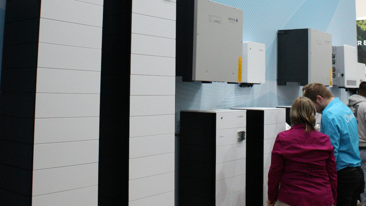 Zur EES Europe in München stellte Fenecon neue Speichersysteme für viele Anwendungen vor. - © Heiko Schwarzburger Zur EES Europe in München stellte Fenecon neue Speichersysteme für viele Anwendungen vor.