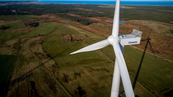 V172-7.2 MW - Prototyp der Vestasanlage im dänischen Windtestfeld Østerild - Windturbinenhersteller wie Vestas verzeichnen stark ansteigende Auftragszahlen. - © Vestas V172-7.2 MW - Prototyp der Vestasanlage im dänischen Windtestfeld Østerild - Windturbinenhersteller wie Vestas verzeichnen stark ansteigende Auftragszahlen.