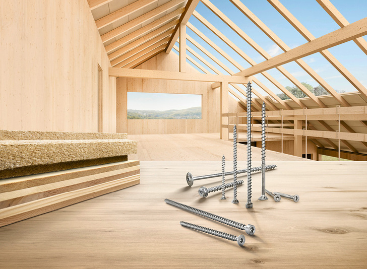 Das Fischer-Spektrum umfasst zahlreiche Spanplatten-, Holzbau- und Spezialschrauben – jeweils mit passenden Kopfformen, Antrieben und Materialien.