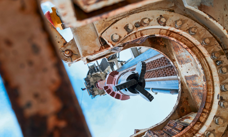 Die Stadtwerke Bochum erschließen durch Geothermiebohrung Grubenwasser als warme Quelle.
